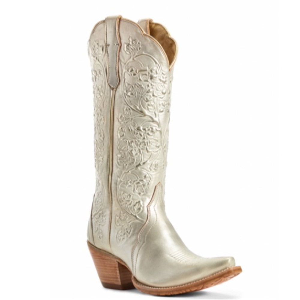 Platinum Gold Western Boots ✨